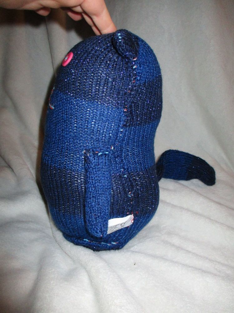 Squashie the Dual Blue Glittery Giant Cat - Image 7