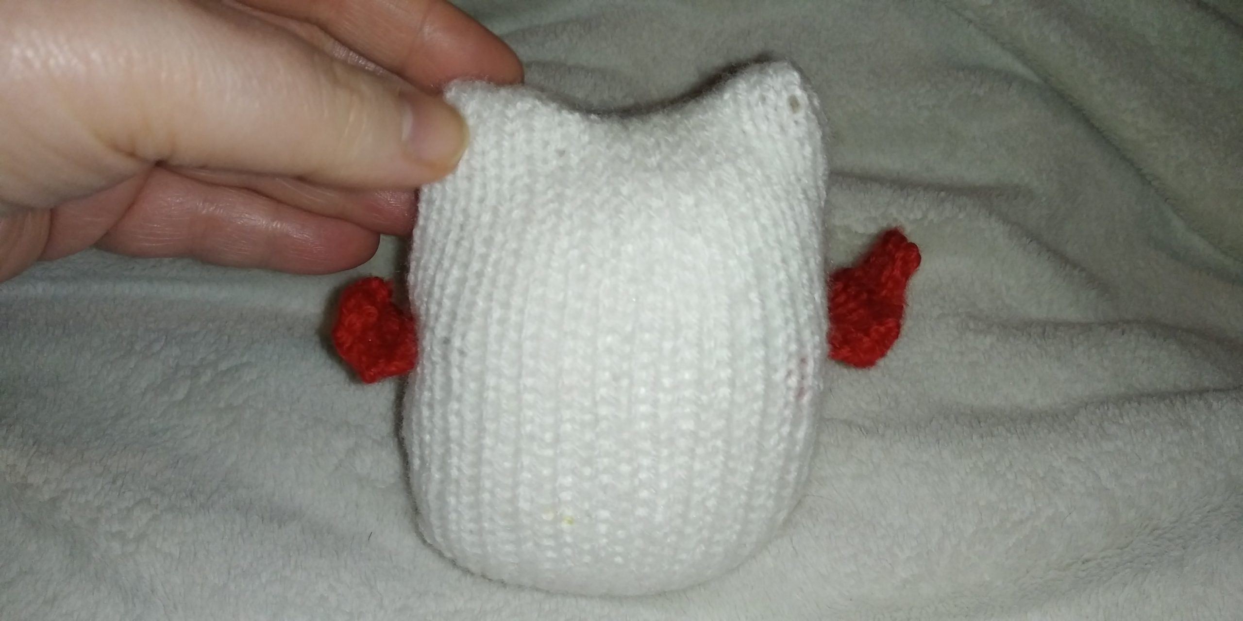 Beaky the White with Red Wings Mini Owl - Image 3